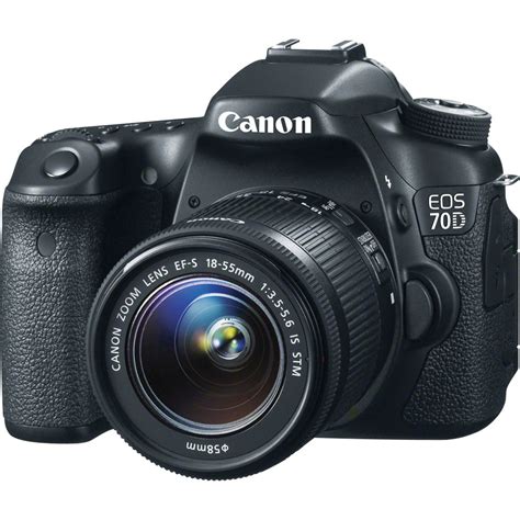 Canon EOS 70D + Canon EF-S 18-55mm f/3.5-5.6 IS STM vs Nikon D7100 + 18-105mm f/3.5-5.6G ED VR DX Karşılaştırma